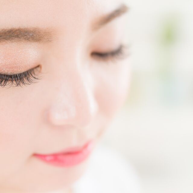 華やかさやナチュラルな目元
